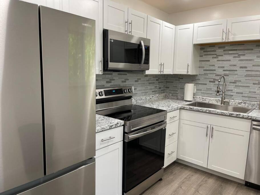 Four Bedroom Home Near Hartsfield Jackson Airport 里弗代尔 外观 照片